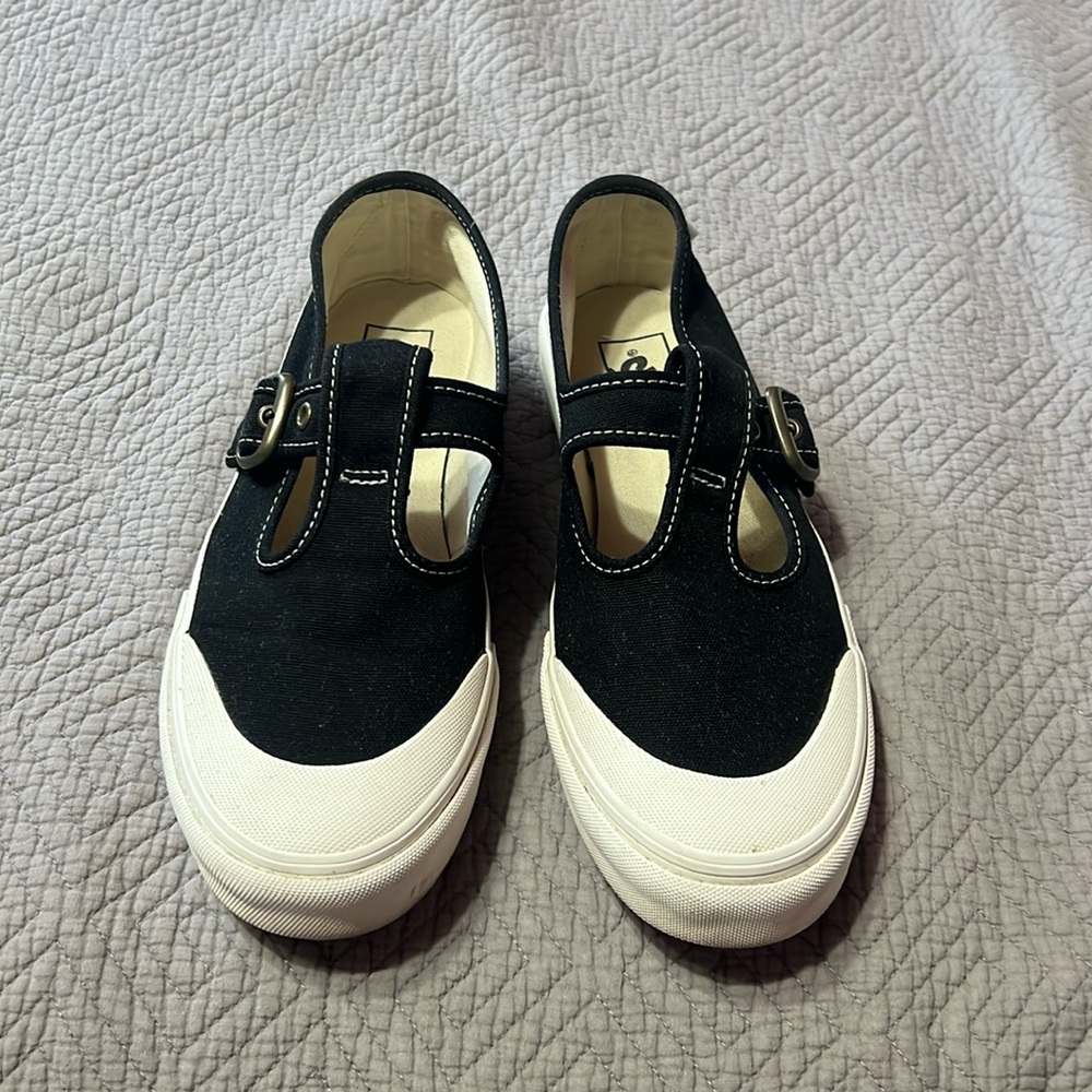 Vans Mary Jane’s